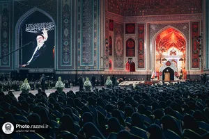 آئین خطبه&zwnj;خوانی شب عاشورا در حرم مطهر رضوی