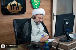 پاسخگویی تلفنی مدیر ارتباطات حوزه و روحانیت دفتر تولیت آستان قدس رضوی به مخاطبان سامانه ۱۳۸