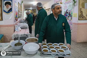 حضور خدام حرم مطهر رضوی در دبیرستان دخترانه فرهنگیان مشهد

