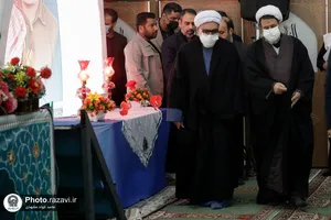 گردهمایی رهروان خدمت و مقاومت
