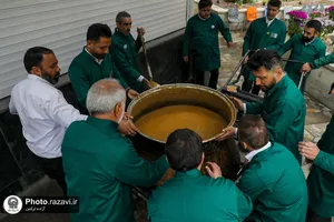 مراسم افطاری طرح ضیافت اکرام رضوی در باب الهادی علیه&zwnj;السلام