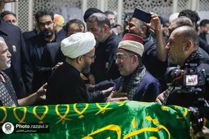 تشرف کاروان سفیران امام رضا علیه&zwnj;السلام به حرم امامین کاظمین