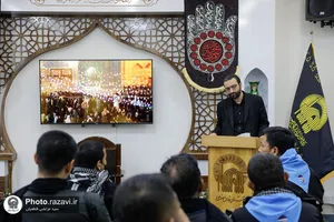 حضور جمعی از شیعیان تایلند در حرم مطهر رضوی