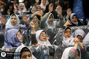 حضور تولیت آستان قدس رضوی در جمع دانش آموزان نابینای مشهدی