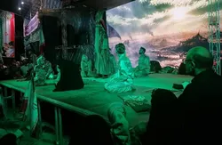 استقبال پرشور مردم مشهد از نمایش خیابانی قائد