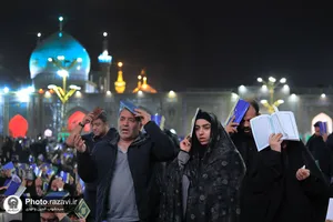 مراسم احیا شب بیست و یکم ماه مبارک رمضان در حرم مطهر رضوی-3