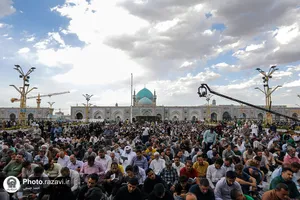 قرائت دعای پرفیض عرفه در حرم مطهر رضوی-2