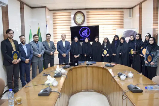 ۸ دانشجوی دانشگاه بین‌المللی امام رضا (ع) برای راه‌یابی به مرحله کشوری المپیاد تجلیل شدند