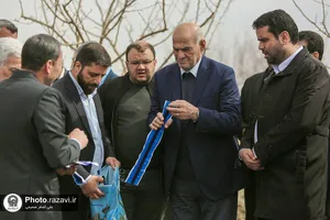 بازدید وزیر منابع آب عراق از مزرعه نمونه آستان قدس رضوی