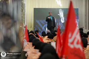 گردهمایی خواهران و برادران شهدای جهان اسلام در مشهد مقدس