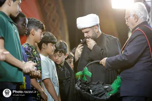 مراسم عزاداری زائران عرب زبان در حرم مطهر رضوی