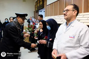 حضور خدام حرم مطهر رضوی در بیمارستان امید