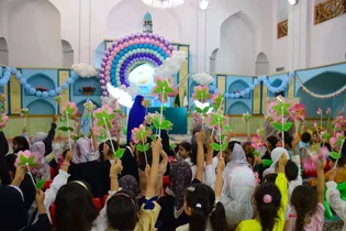 مشارکت ۲۰۰۰ کودک در جشنواره کاردستی نبوی