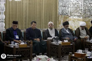 دیدار مهمانان همایش یکصدمین سالگرد بازتأسیس حوزه علمیه قم با تولیت آستان قدس رضوی