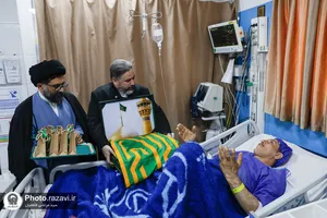 حضور خدام حرم مطهر رضوی در بیمارستان شهید کامیاب مشهد