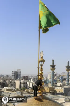 آیین تعویض پوش ضریح و پرچم گنبد منور رضوی-2