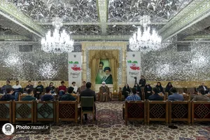 دیدار جمعی از نخبگان جوان کشور با تولیت آستان قدس رضوی