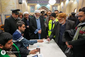 حضور تولیت آستان قدس رضوی در انتخابات مجلس شورای اسلامی و مجلس خبرگان رهبری