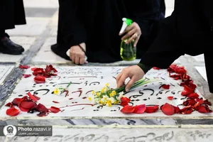 غبارروبی گلزار شهدای مدفون در حرم مطهر رضوی-2