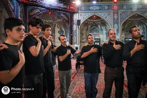 عزاداری سنتی شب هشتم محرم در &laquo;حسینیه حرم&raquo;