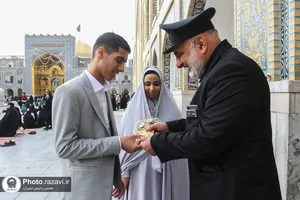 توزيع دعوت&zwnj;نامه سفره&zwnj;های افطاری مواکب حرم مطهر رضوی