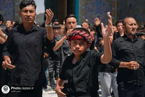 عزاداری روز عاشورای حسینی در حرم مطهر رضوی
