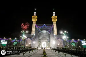 آیین خطبه&zwnj;خوانی شب میلاد امام رضا(علیه&zwnj;السلام) در حرم مطهر رضوی - 2