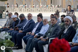 غبارروبی مزار شهدای مدفون در آرامگاه خواجه ربیع مشهد