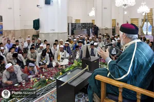 تشرف زائران اندونزیایی به حرم مطهر رضوی