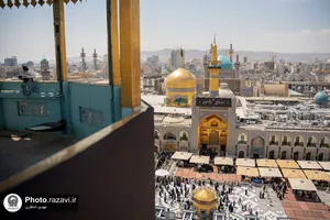 کتیبه آرایی اماکن متبرکه رضوی در دهه پایانی ماه صفر