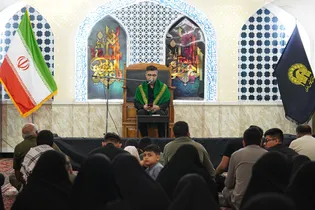 مراسم دعای عرفه زائران اردوزبان در حرم مطهر رضوی