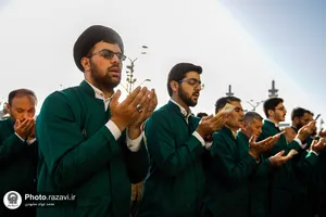 اقامه نماز عید سعید فطر در حرم مطهر رضوی - 2