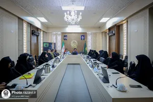 نشست &laquo;بازخوانی تجربه تاریخی امام شهید در بستر فعالیت&zwnj;های مسجد کرامت&raquo;
