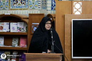 نشست خوانش و نقد کتاب نگاه هشتم