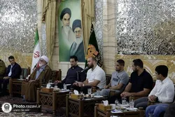 تقدير خاص لأبطال المصارعة العالمية الفائزين بميداليات؛ وطلب نَیل شرف الخدمة في الحرم الرضوي الشریف