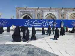 روایت ایستادگی و مقاومت در زندگی امام رضا(ع) با دیوارنگاره تعاملی در حرم مطهر رضوی