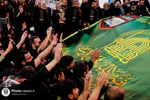 عزاداری کاروان سفیران امام رئوف علیه&zwnj;السلام در بین&zwnj;الحرمین