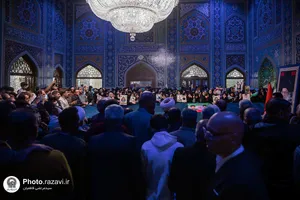 حضور خانواده شهدا و جانبازان لامرد فارس در جوار مزار رهبر شهید انقلاب