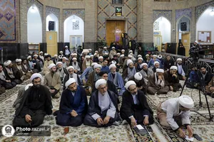 نشست تخصصی اداره پاسخگویی به سوالات شرعی با حضور آیت الله سبحانی