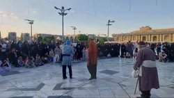 روایت غربت و کرامت رضوی در قاب نمایش‌های حرم مطهر رضوی
