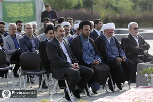 غبارروبی مزار شهید گمنام زائرشهر رضوی
