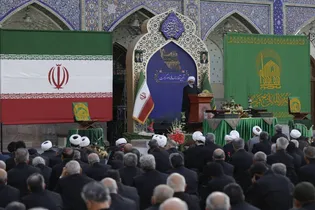جنگ رمضان قدرت ولایت فقیه را در حفظ عزت، انسجام و اقتدار کشور تجلی داد