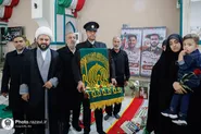 کاروان «زیر سایه خورشید» در هرمزگان| حضور در میناب با پرچم متبرک رضوی