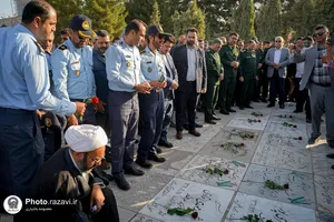 غبارروبی مزار شهدای مدفون در آرامگاه خواجه ربیع مشهد