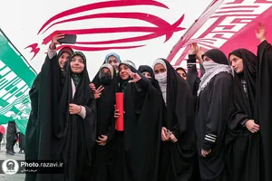 راهپیمایی پرشکوه 22 بهمن در مشهد-٢