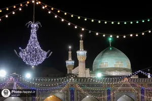حال و هوای حرم مطهر رضوی در شب نیمه شعبان