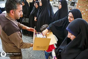 بازدید کارکنان آستان قدس رضوی از شرکت صنایع غذایی رضوی