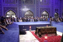 تشرف رئیس بنیاد ملی نخبگان به حرم مطهر رضوی