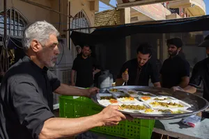 خدمت رسانی به زائران اربعین حسینی