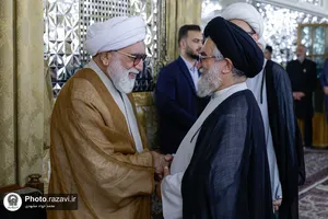 مراسم جشن عید ولادت پیامبر اکرم صلی&zwnj;الله&zwnj;و&zwnj;علیه&zwnj;وآله در تالار ولایت حرم مطهر رضوی 